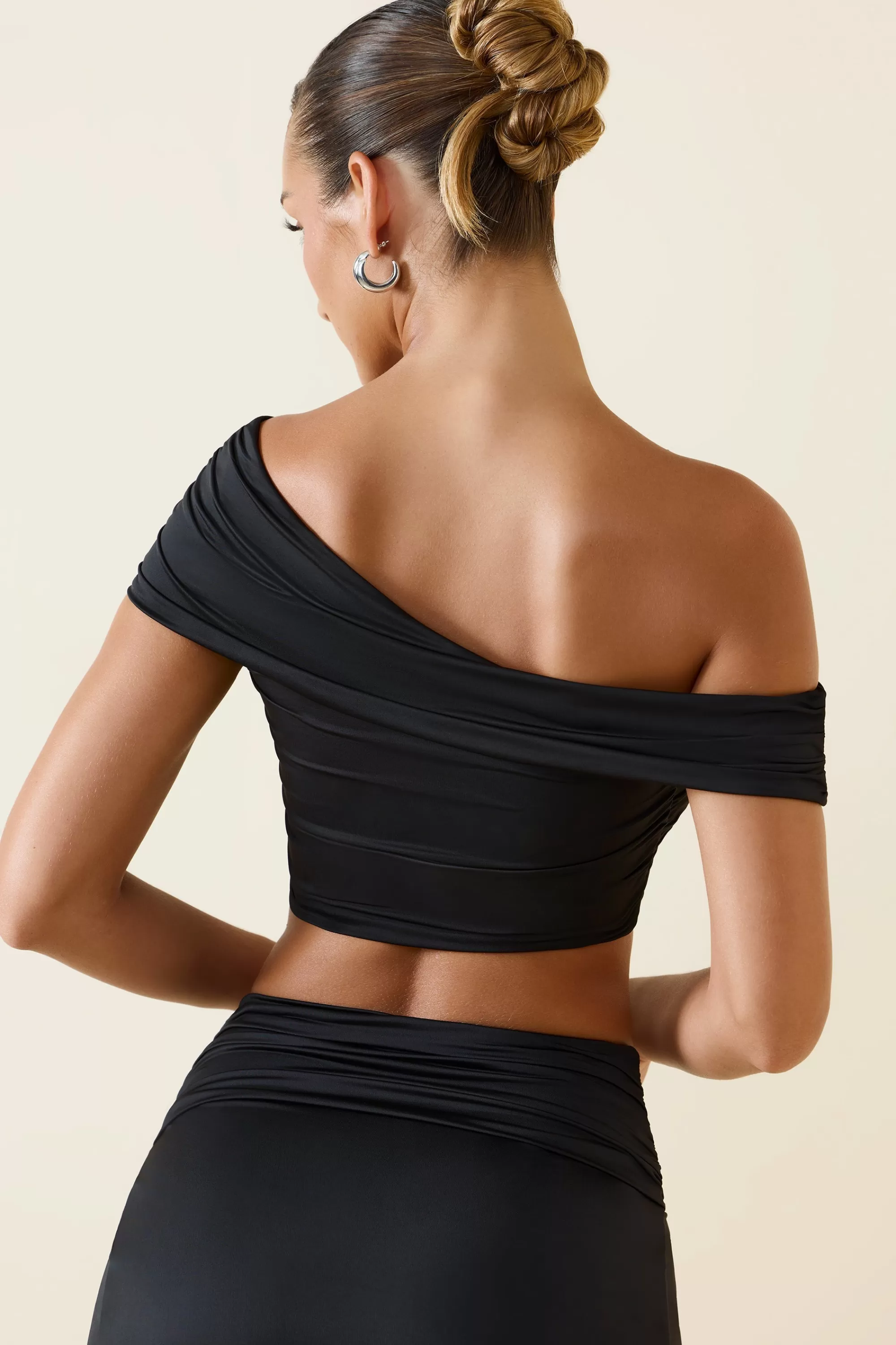 Oh Polly Asymmetric Ruched Off-Shoulder Crop Top In Black Store