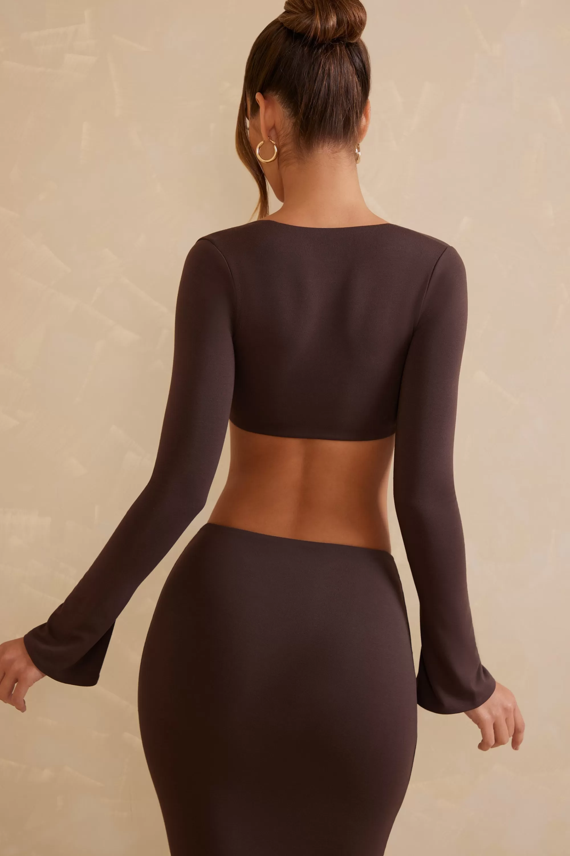 Oh Polly Long Sleeve Crop Top In Chocolate Hot