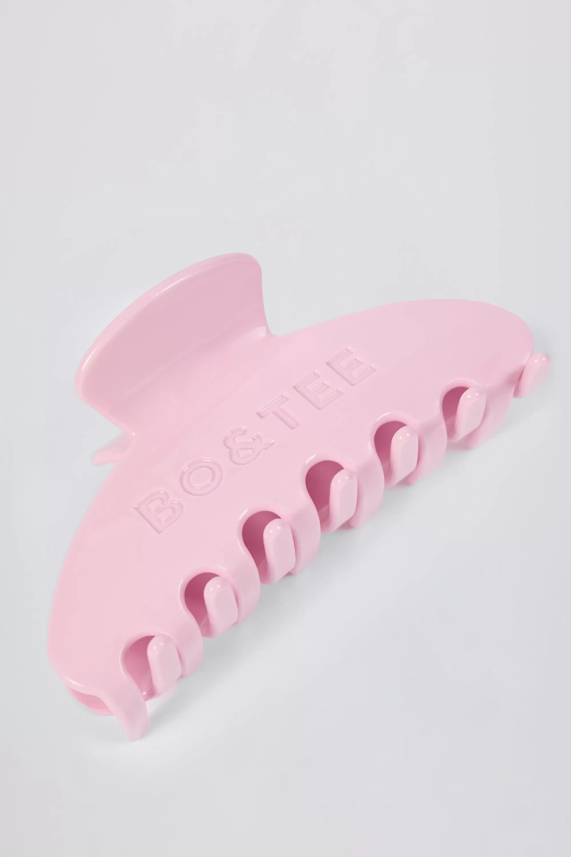 Oh Polly Medium Claw Clip In Soft Pink Discount