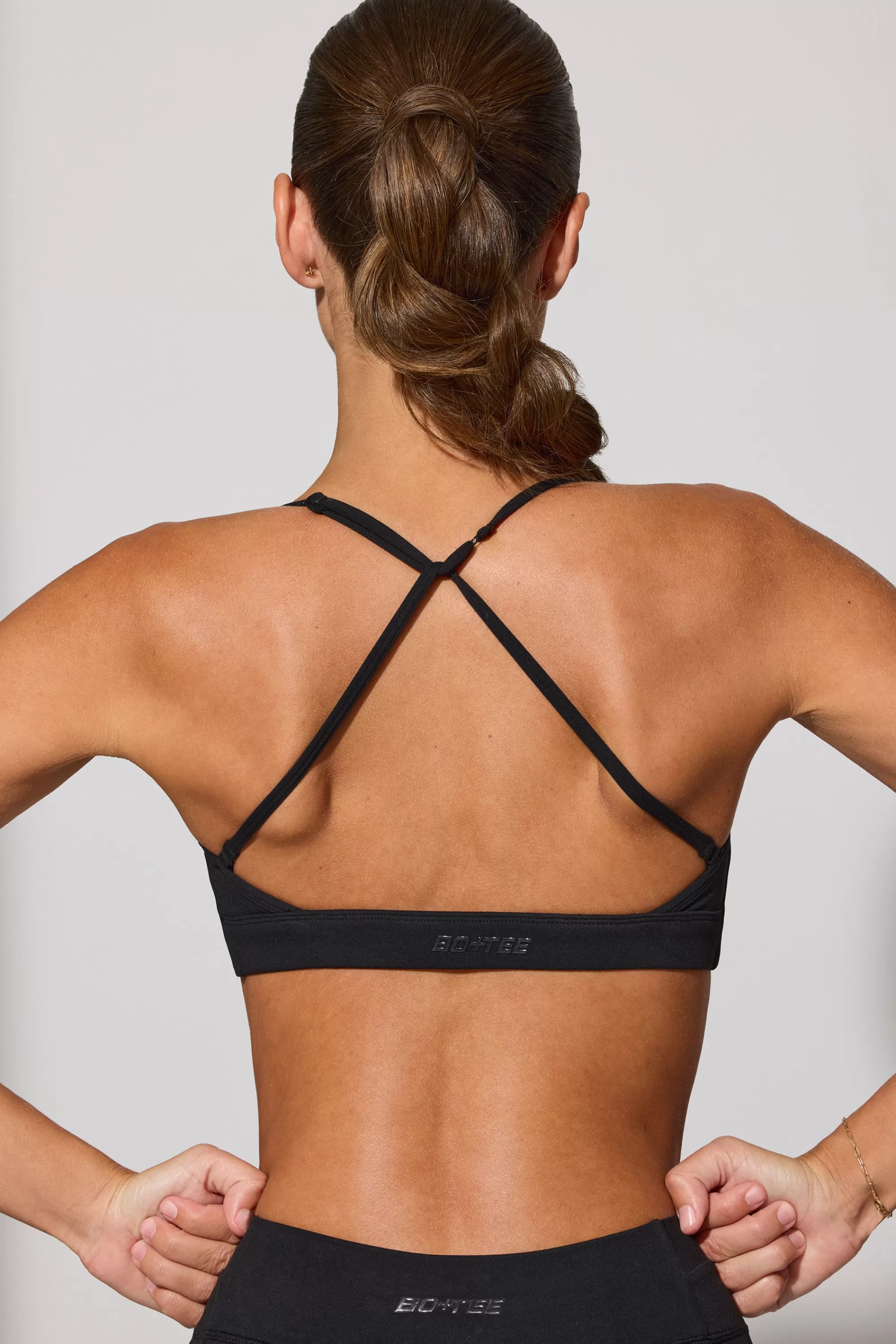 Oh Polly Multiway Twist Front Sports Bra In Black Cheap