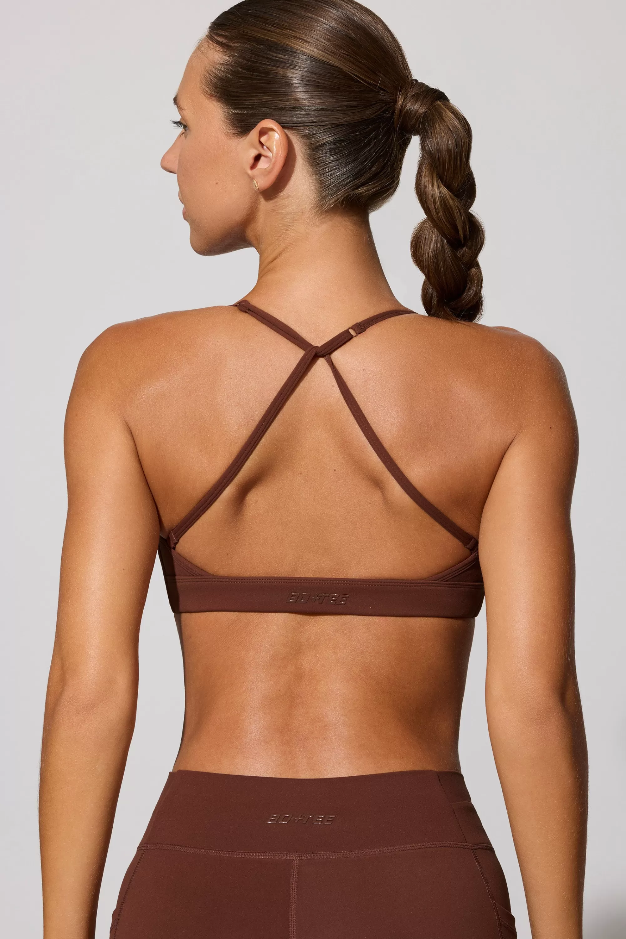 Oh Polly Multiway Twist Front Sports Bra In Chocolate Discount