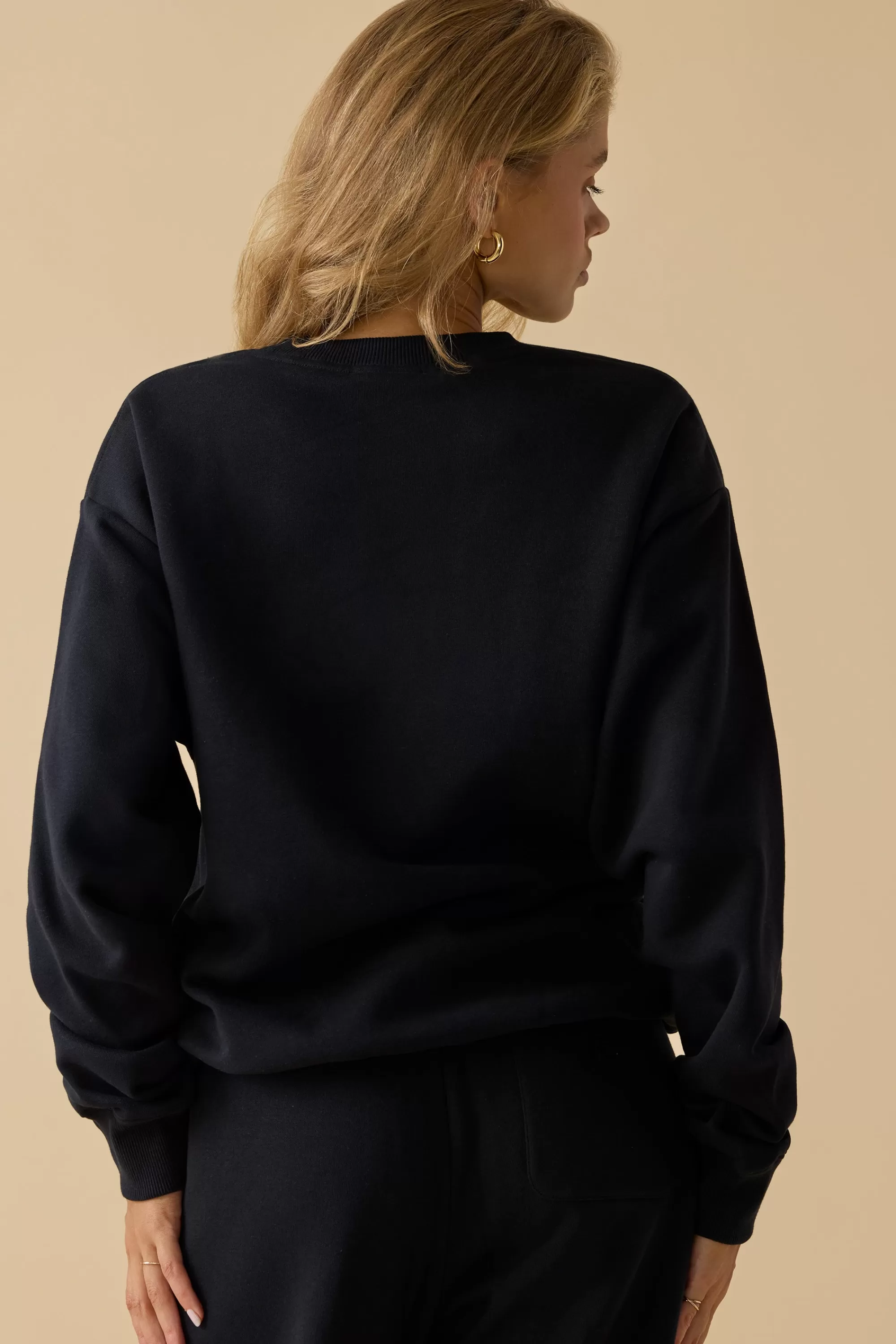 Oh Polly Oversized Crew Neck Sweatshirt In Black Sale