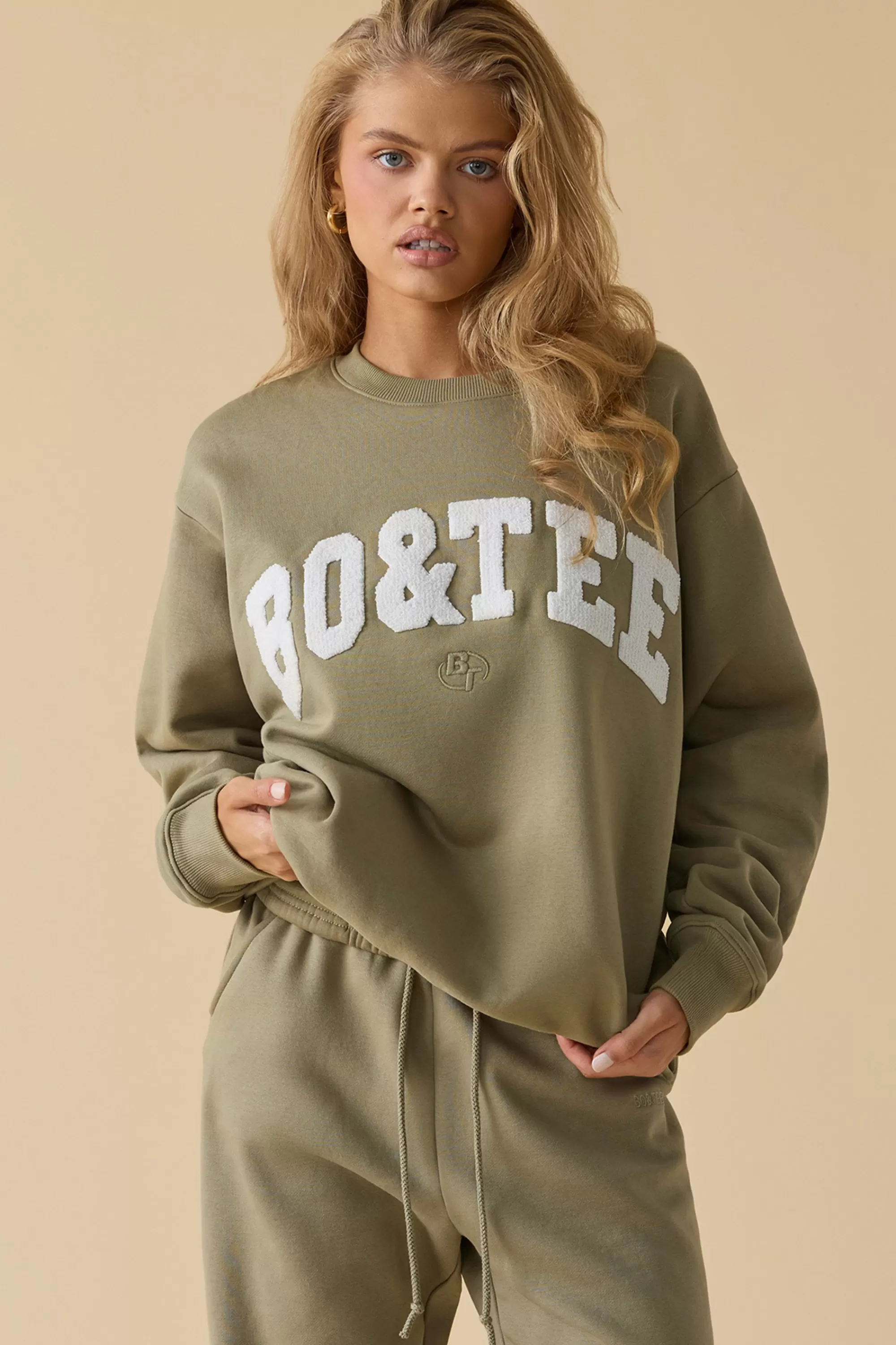 Oh Polly Oversized Crew Neck Sweatshirt In Soft Olive New