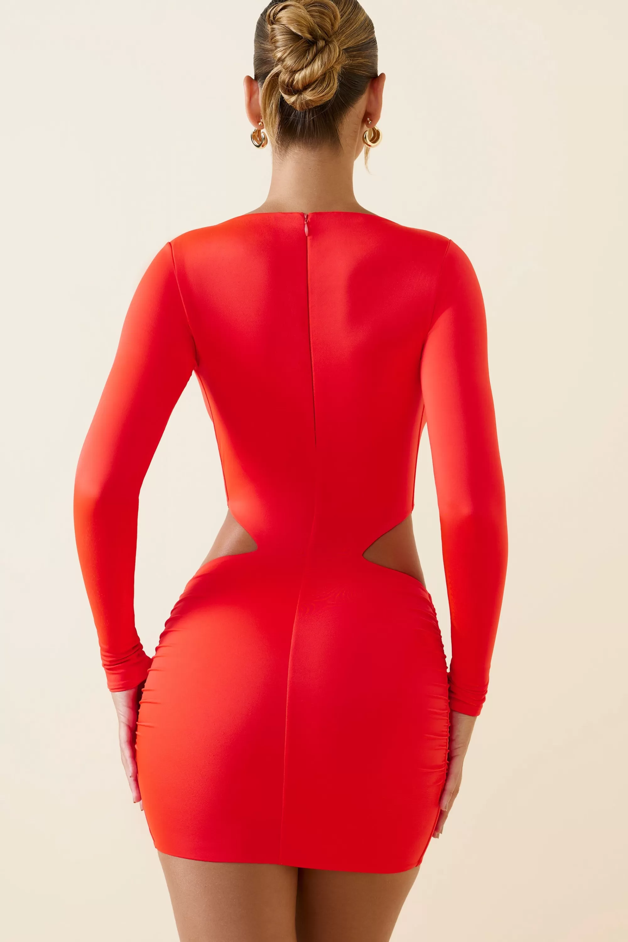 Oh Polly Ruched Cut-Out Mini Dress In Scarlet Outlet