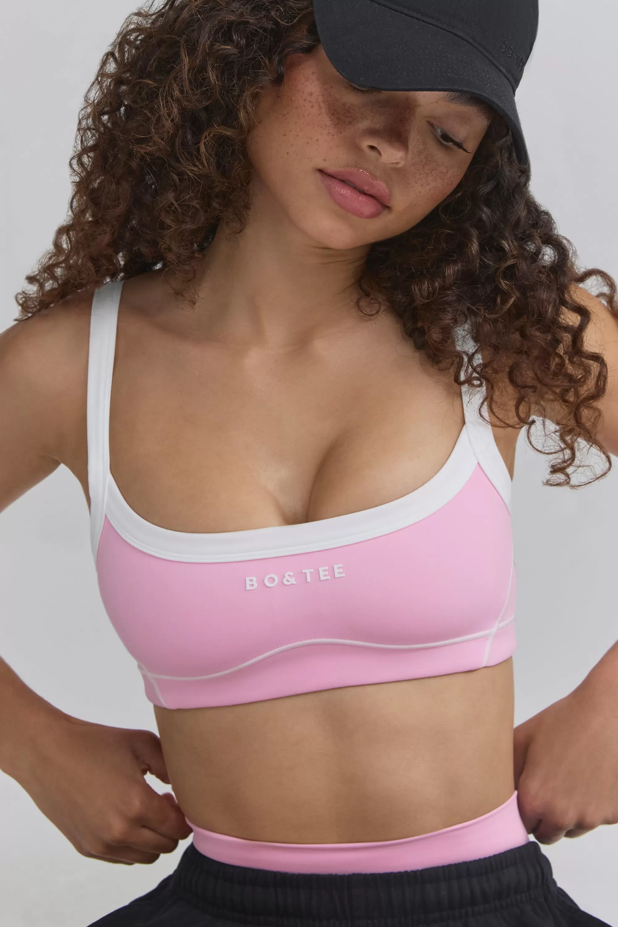 Oh Polly Soft Active Contrast-Trim Sports Bra In Baby Pink Cheap