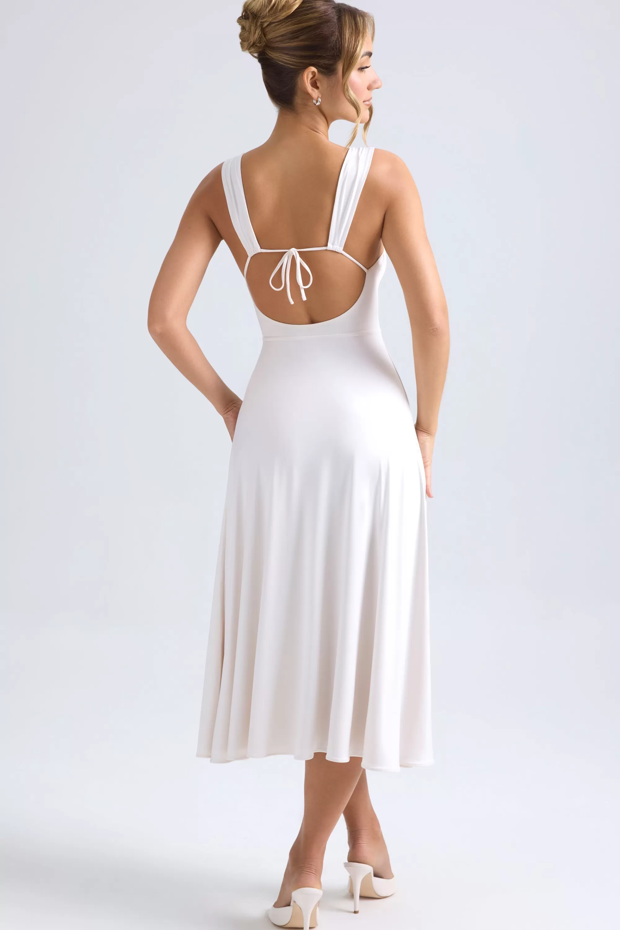 Oh Polly Sweetheart-Neck Ruched Midaxi Dress In Ivory Best Sale